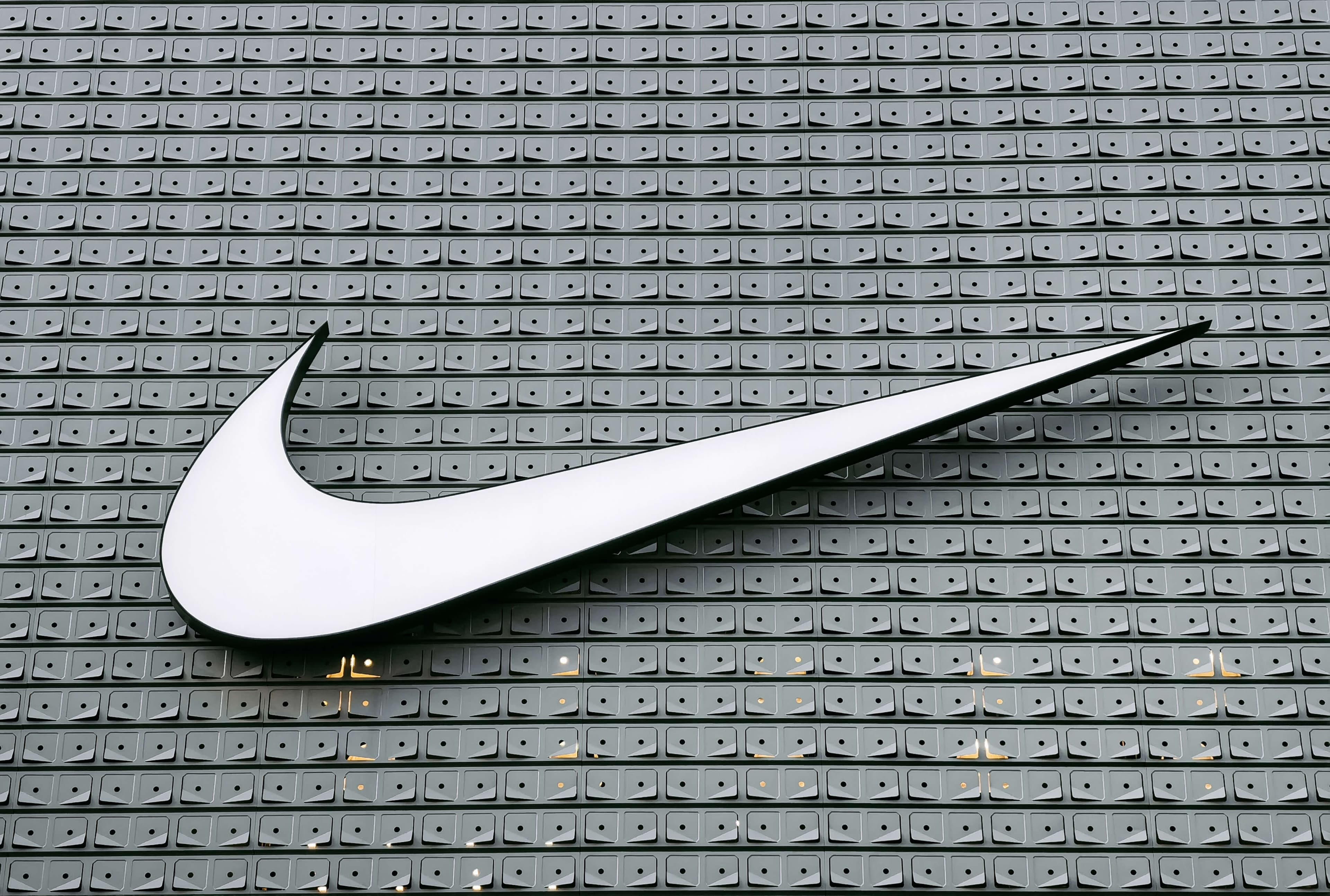Nike International Ltd. v. Mustaphá El Jirari Bouzekri 

